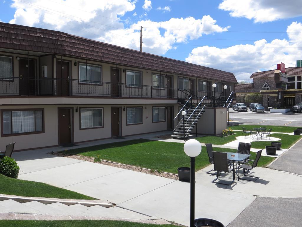 אלי Bristlecone Motel מראה חיצוני תמונה
